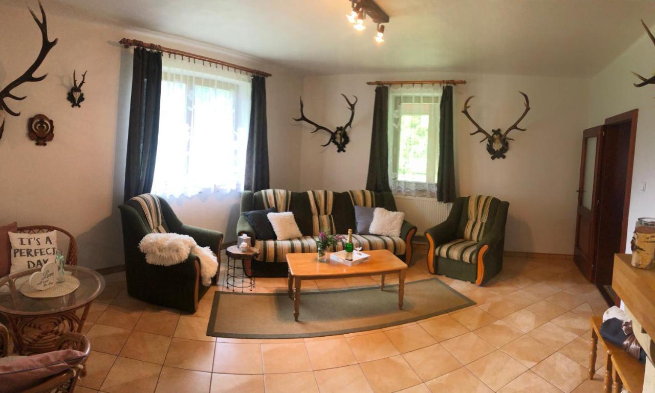 Villa Lúčky エクステリア 写真