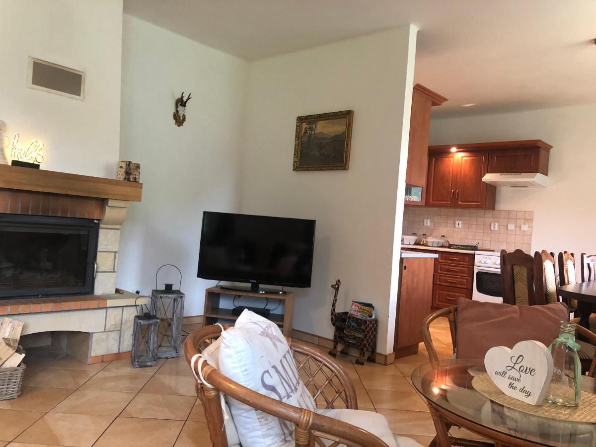 Villa Lúčky エクステリア 写真