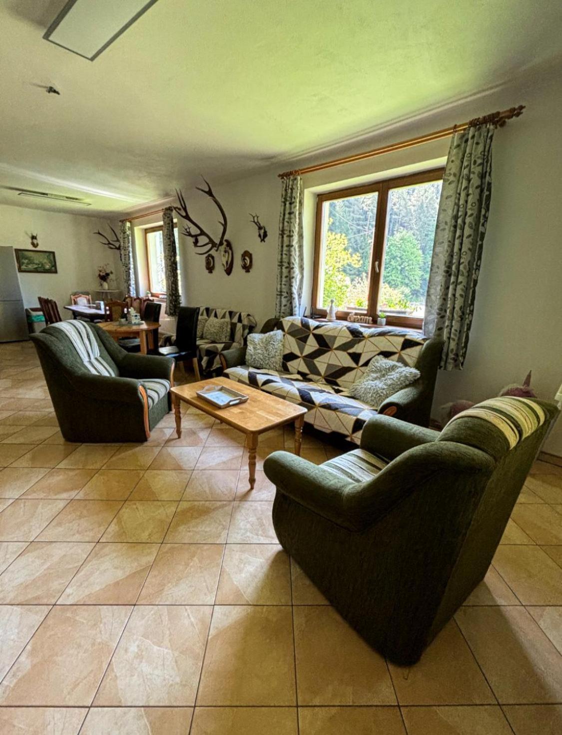 Villa Lúčky エクステリア 写真
