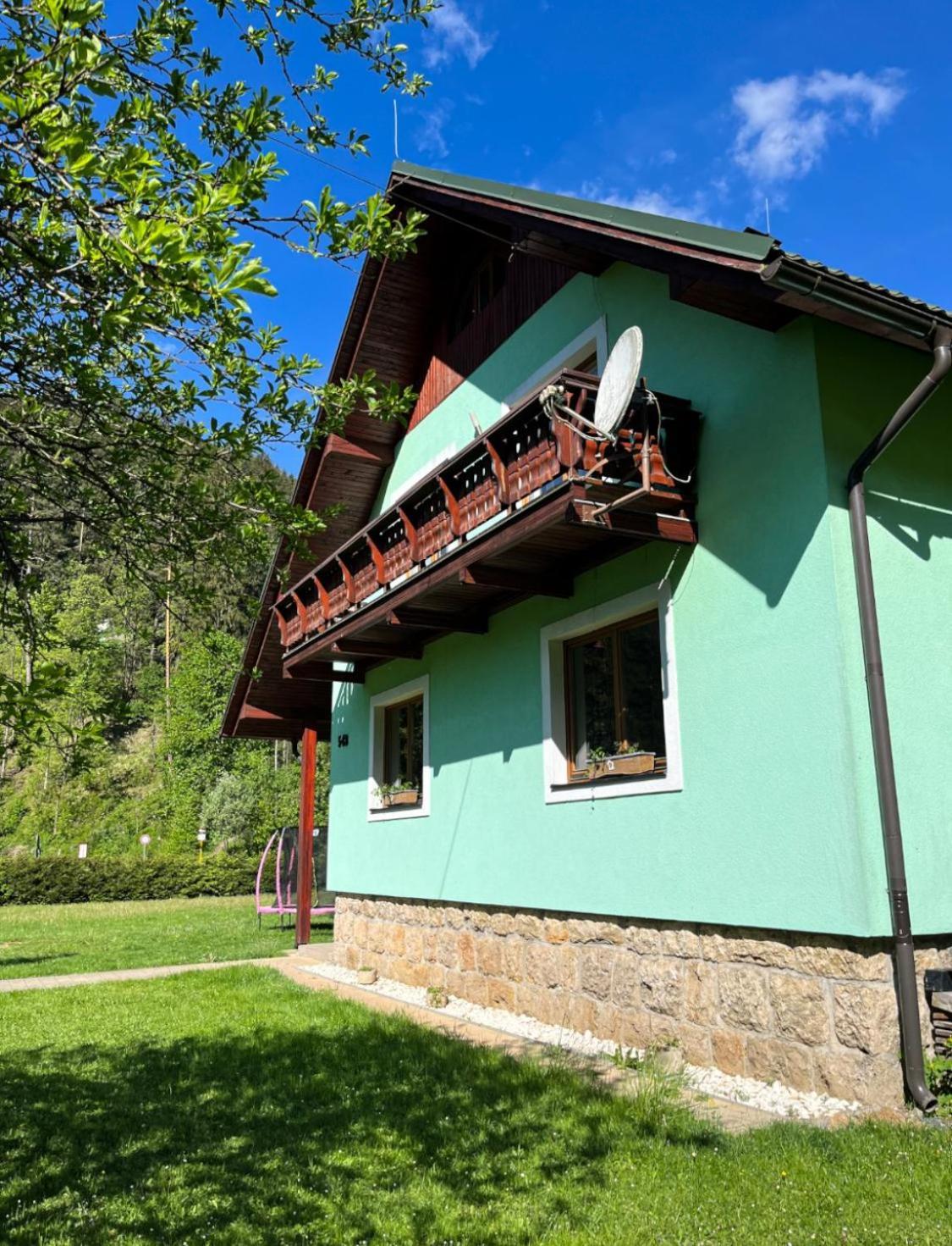 Villa Lúčky エクステリア 写真