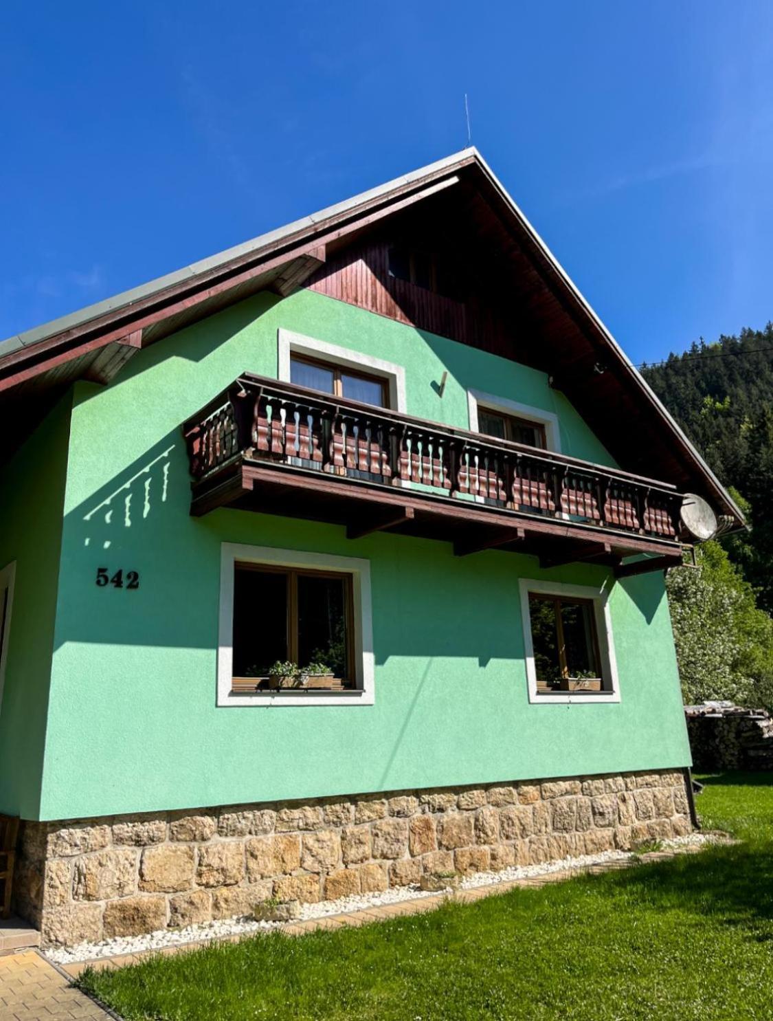Villa Lúčky エクステリア 写真